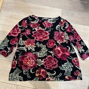 Chicos Travelers Floral 3/4 Sleeve Black & Red Top Size 2P US 12/14 Petite